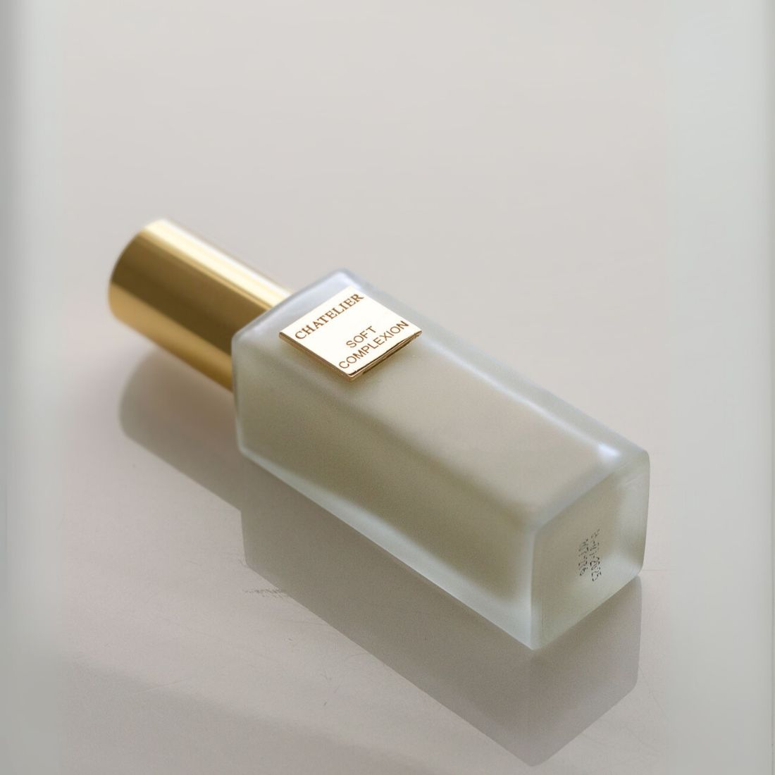 SOFT COMPLEXION™ - Taastav öökreem